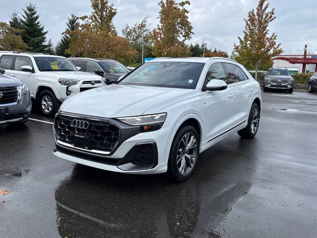 Audi Q8 Progressiv 55 TFSI * CARFAX* ОПЦИЯ ЗА ФИНАНСИРАНЕ*
