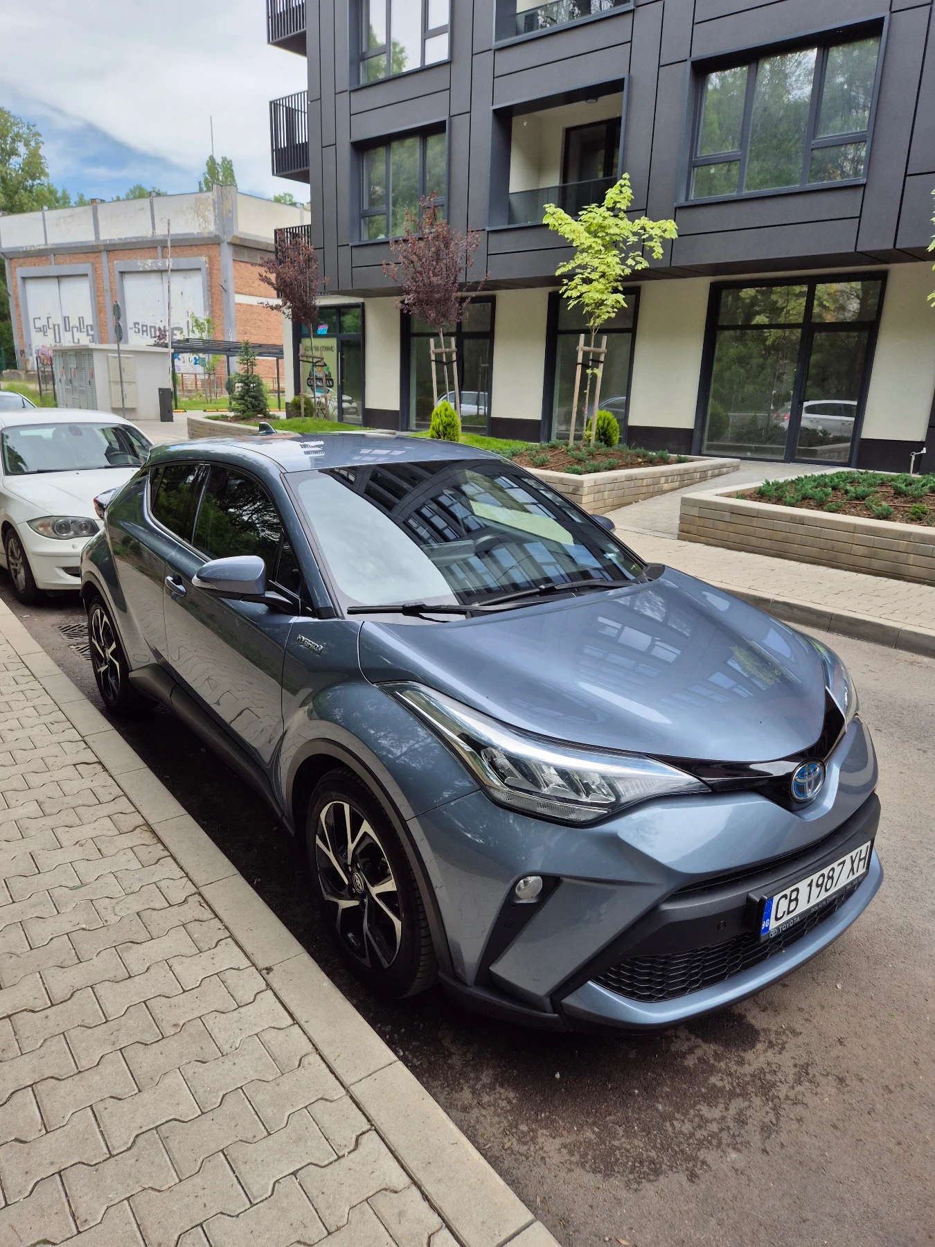 Toyota C-HR 2.0 Hybrid Гаранция 2030, снимка 5 - Автомобили и джипове - 56239064