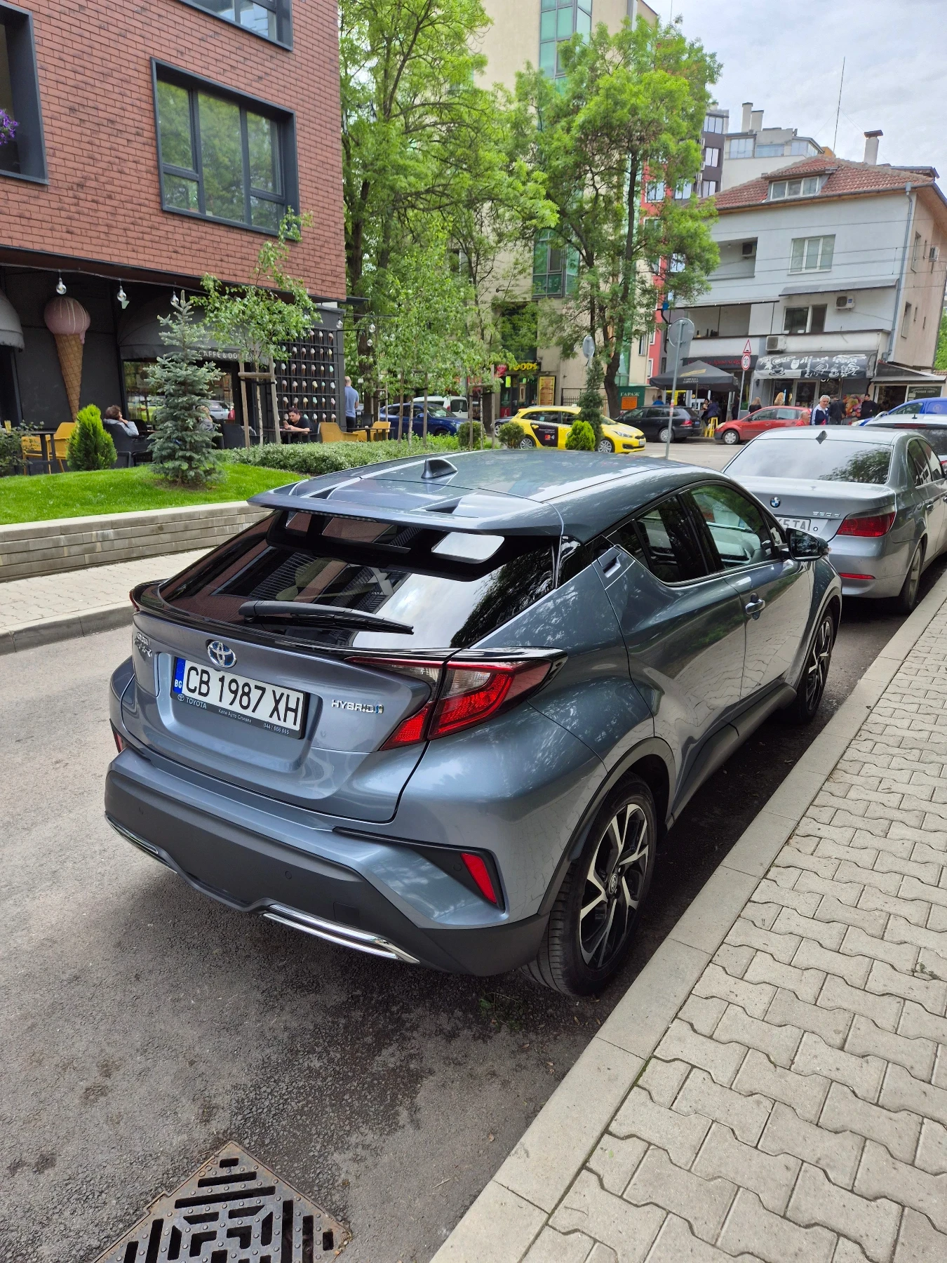Toyota C-HR 2.0 Hybrid Гаранция 2030, снимка 7 - Автомобили и джипове - 56239064