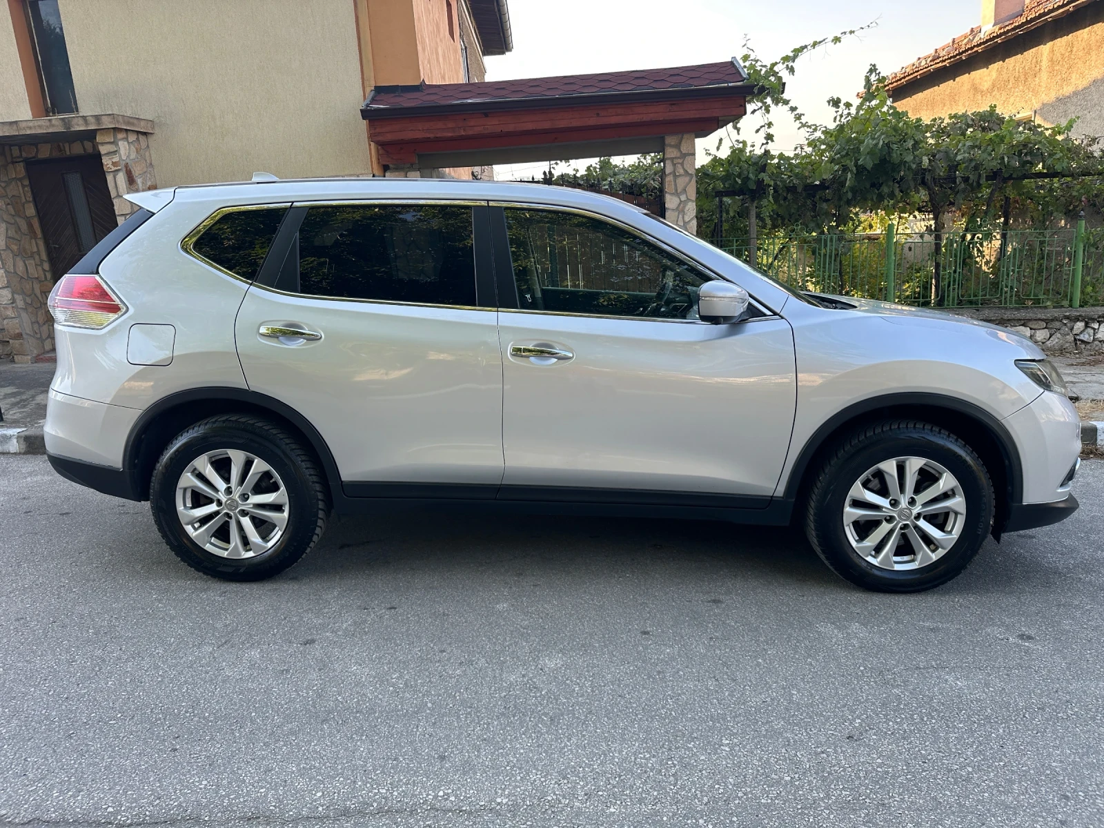 Nissan X-trail 1.6DCI 7 ����� | Mobile.bg � ����������� 4