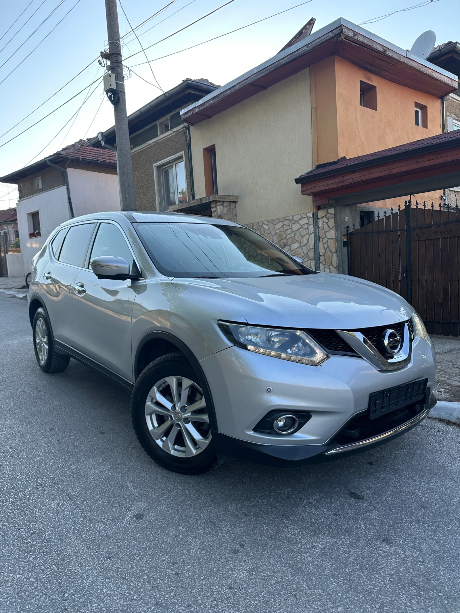 Nissan X-trail 1.6DCI 7 ����� | Mobile.bg � ����������� 2