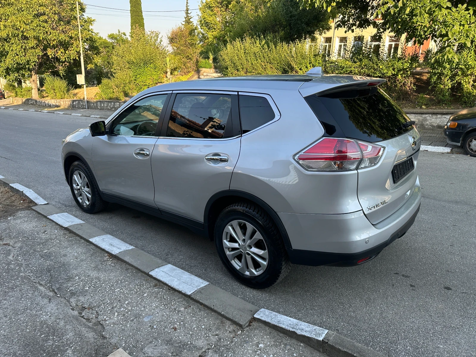Nissan X-trail 1.6DCI 7 ����� | Mobile.bg � ����������� 5