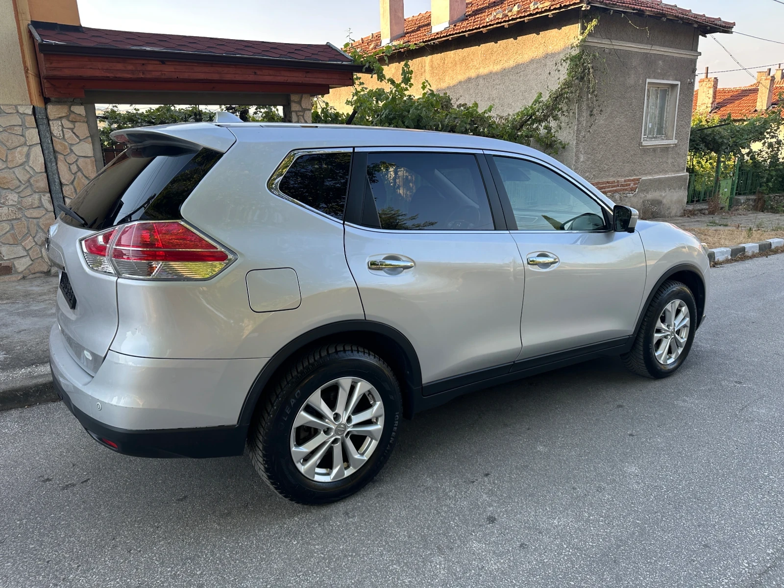Nissan X-trail 1.6DCI 7 ����� | Mobile.bg � ����������� 6