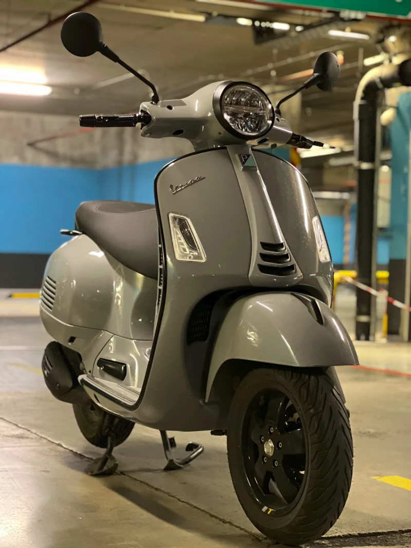 Vespa GTS Super Tech, снимка 2 - Мотоциклети и мототехника - 47139613