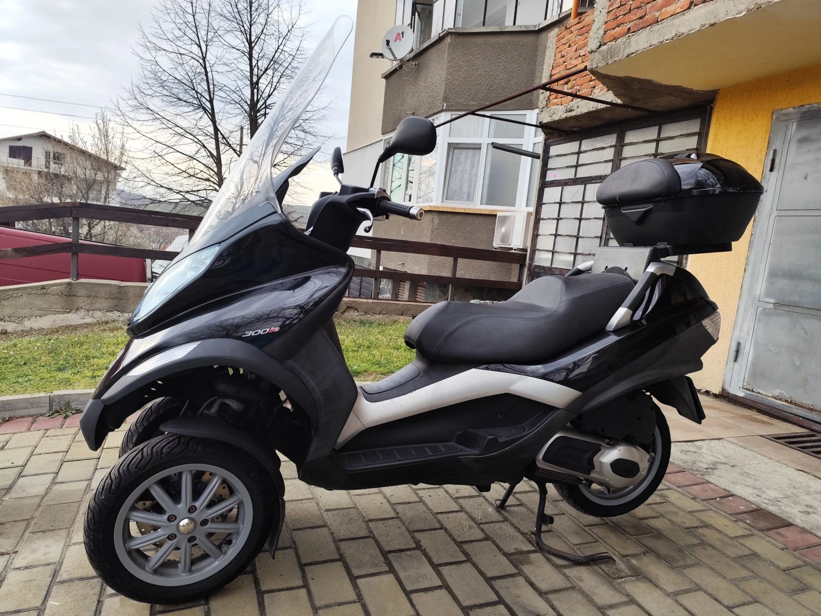 Piaggio Mp3 300ie, снимка 4 - Мотоциклети и мототехника - 54718864