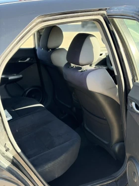 Honda Civic 1.4I, снимка 8
