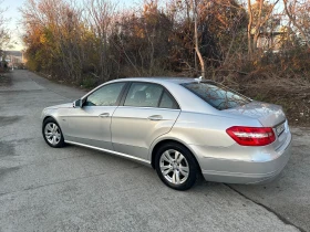 Mercedes-Benz E 220, снимка 8