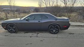     Dodge Challenger 5.7RT HEMI