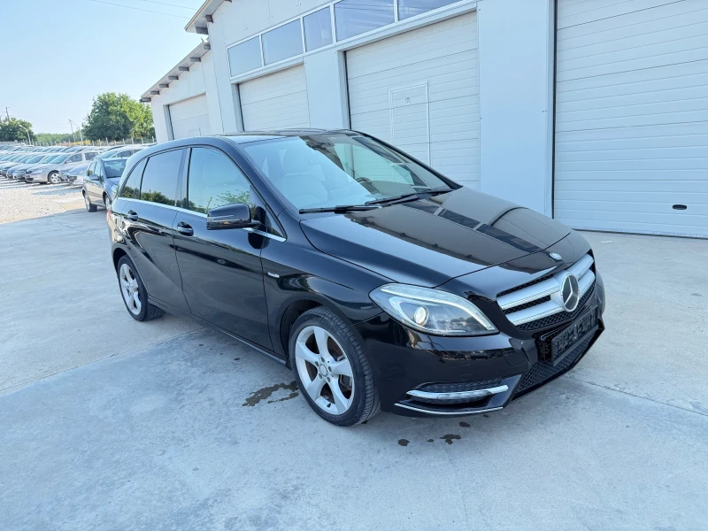 Mercedes-Benz B 180 2.0cdi 109k* Led* Navi* UNIKAT* , снимка 12 - Автомобили и джипове - 39356396