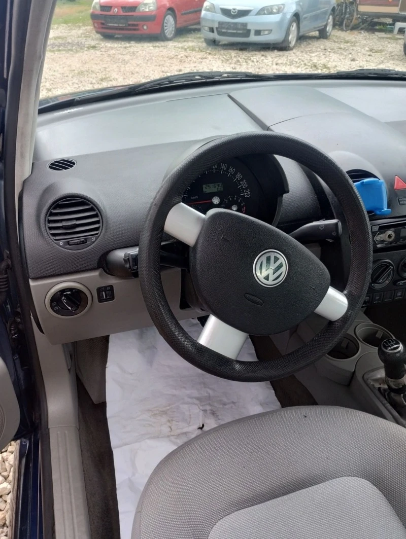 VW Beetle 1.6, снимка 15 - Автомобили и джипове - 48074019