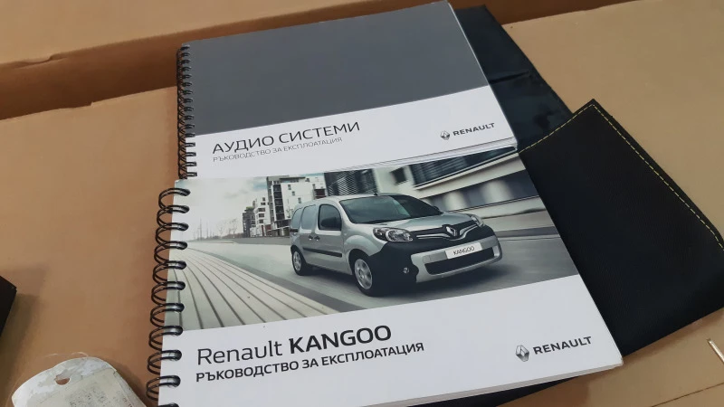 Renault Kangoo 1, 5 DCI, снимка 14 - Автомобили и джипове - 47089138