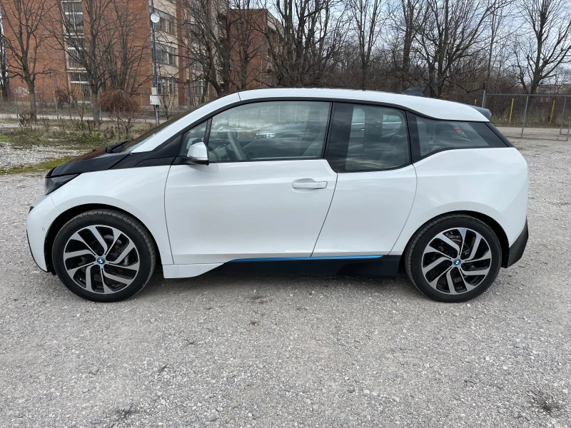 BMW i3 Камера-Голяма навигация Лед фарове Термопомпа-, снимка 3 - Автомобили и джипове - 47385367