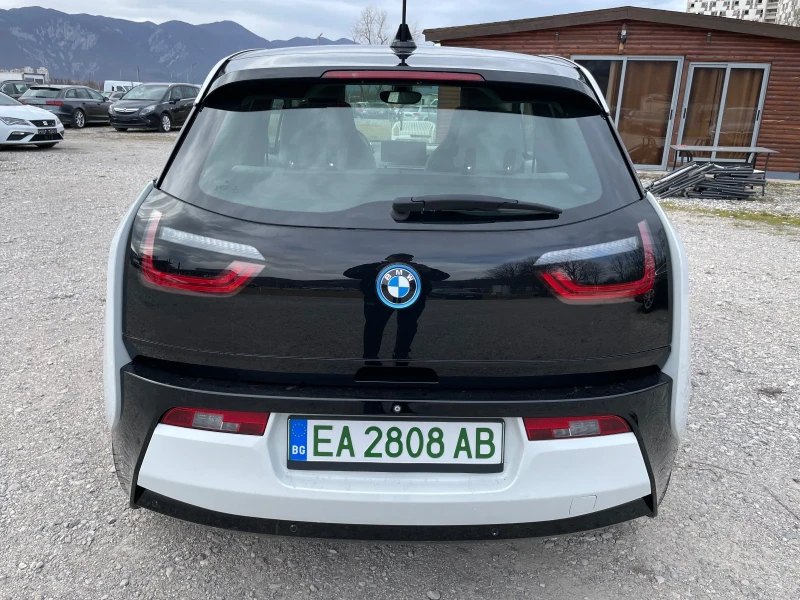 BMW i3 Камера-Голяма навигация Лед фарове Термопомпа-, снимка 5 - Автомобили и джипове - 47385367