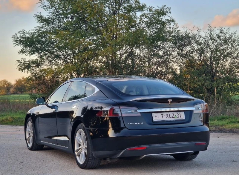 Tesla Model S S85 Free Supercharging, снимка 5 - Автомобили и джипове - 47572333