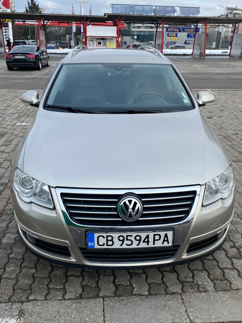 VW Passat, снимка 1 - Автомобили и джипове - 48481233