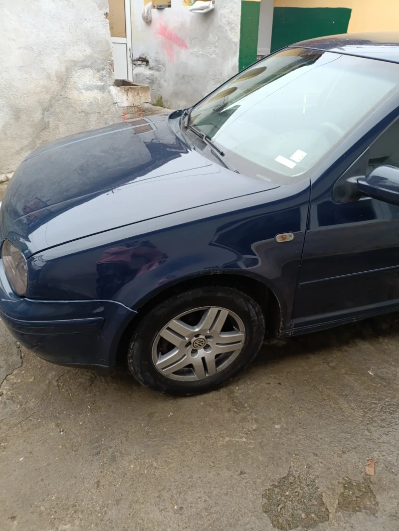 VW Golf, снимка 7 - Автомобили и джипове - 49400124