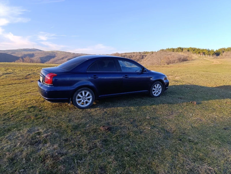 Toyota Avensis II 1.8 VVTi, снимка 3 - Автомобили и джипове - 49521876