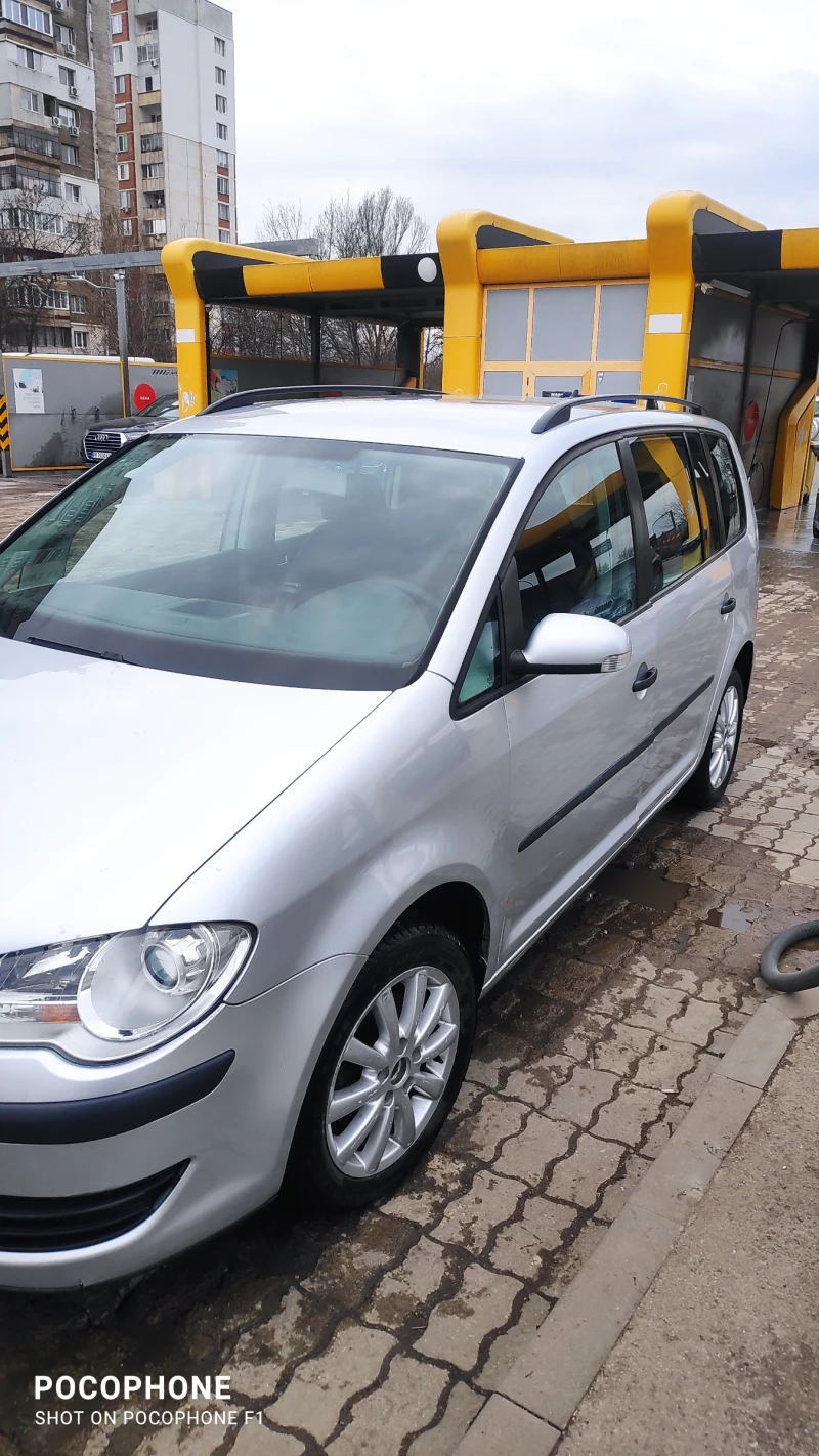 VW Touran, снимка 3 - Автомобили и джипове - 53433845