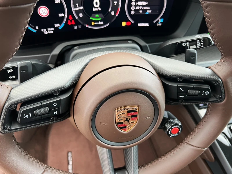 Porsche 911 992.2 TARGA 4GTS/SPORT DESIGN/CARBON/LIFT/BOSE/360, снимка 10 - Автомобили и джипове - 53510230