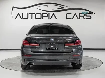 BMW 530 xDrive* AвтоКредит* (ЦЕНА ДО БГ), снимка 5 - Автомобили и джипове - 55316411