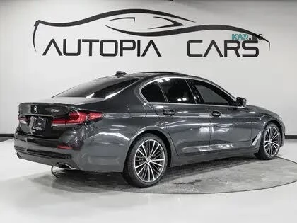 BMW 530 xDrive* AвтоКредит* (ЦЕНА ДО БГ), снимка 4 - Автомобили и джипове - 55316411