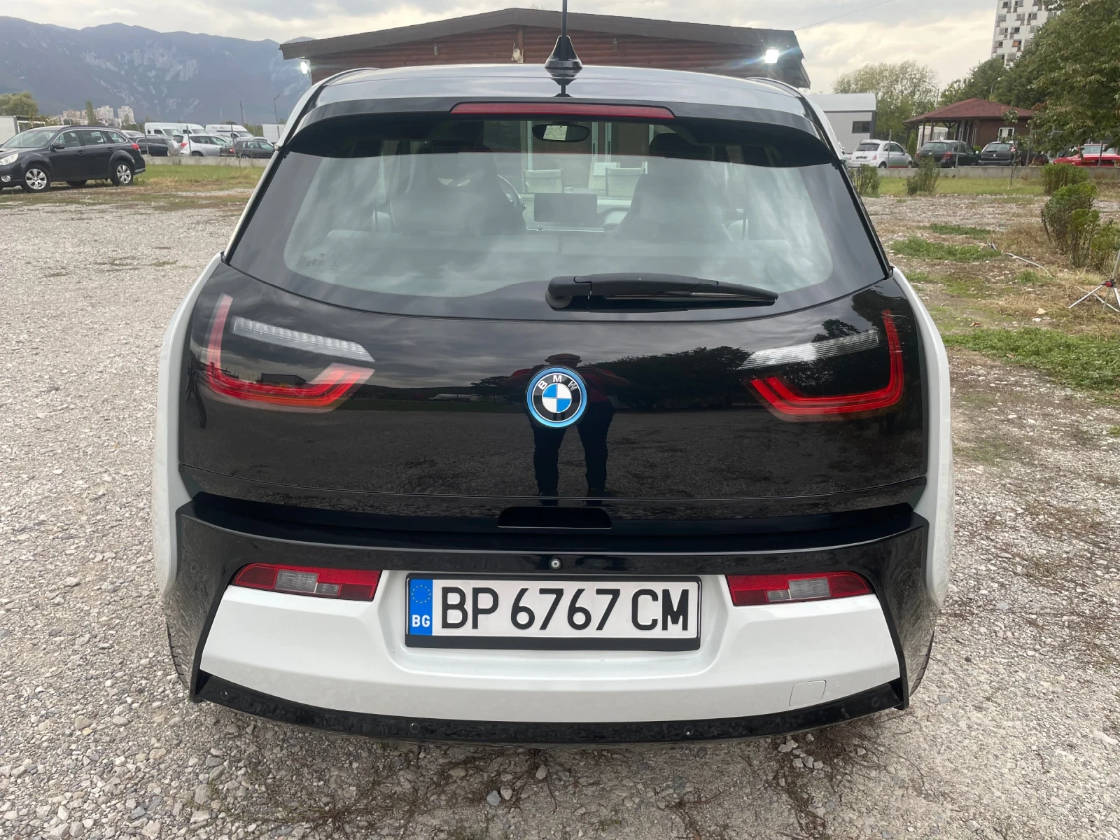 BMW i3 Камера-Голяма навигация Лед фарове Термопомпа- - изображение 5