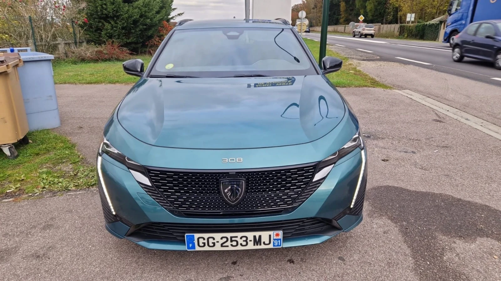 Peugeot 308 1. 5GT BlueHDi 131 S&S EAT8 - изображение 2