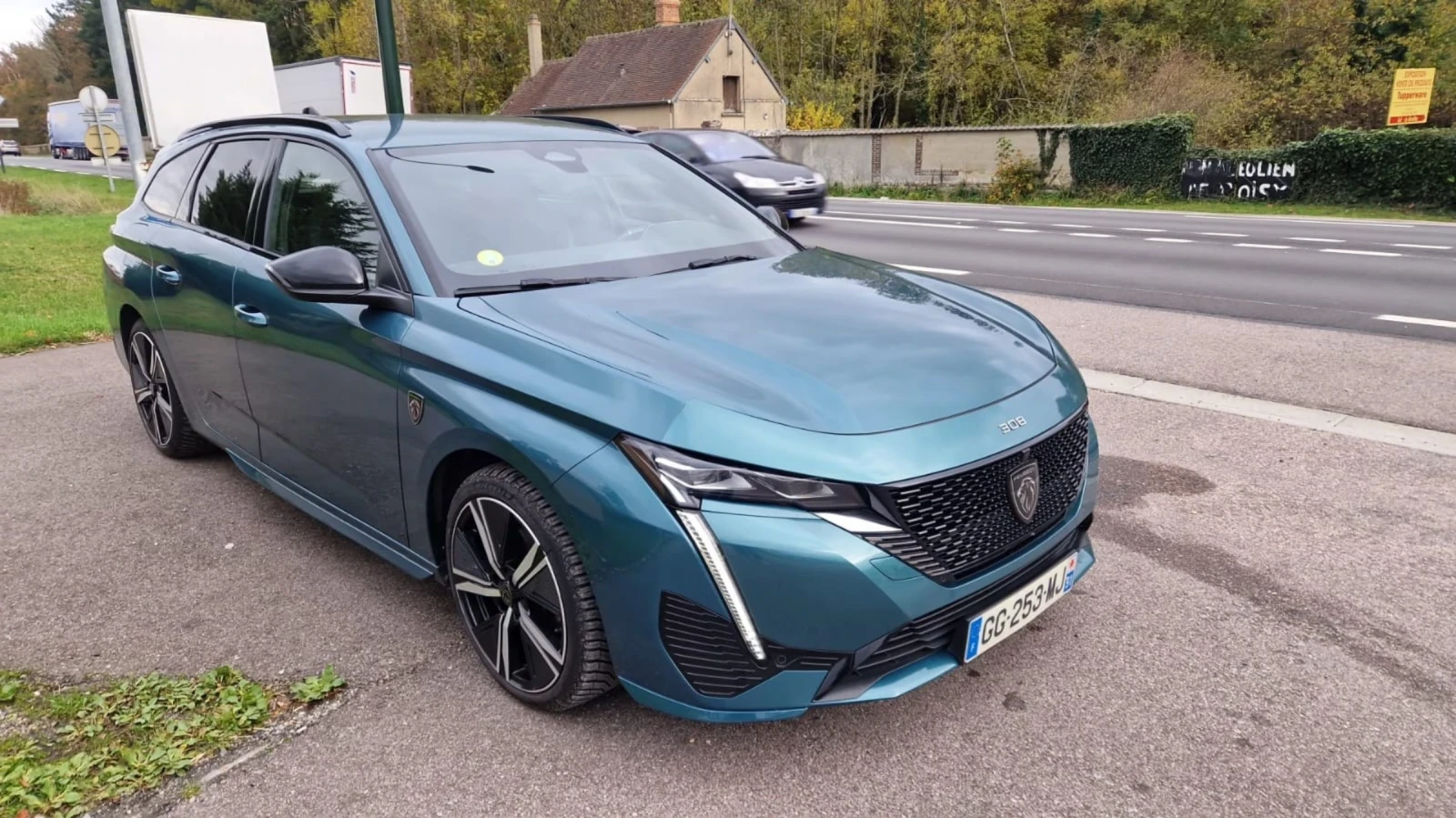 Peugeot 308 1. 5GT BlueHDi 131 S&S EAT8 - изображение 3