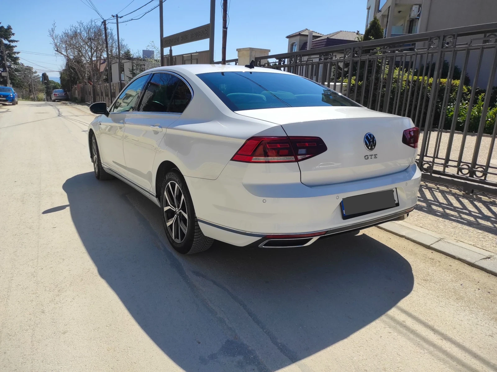 VW Passat GTE Plug-in Hybrid , снимка 5 - Автомобили и джипове - 52938336