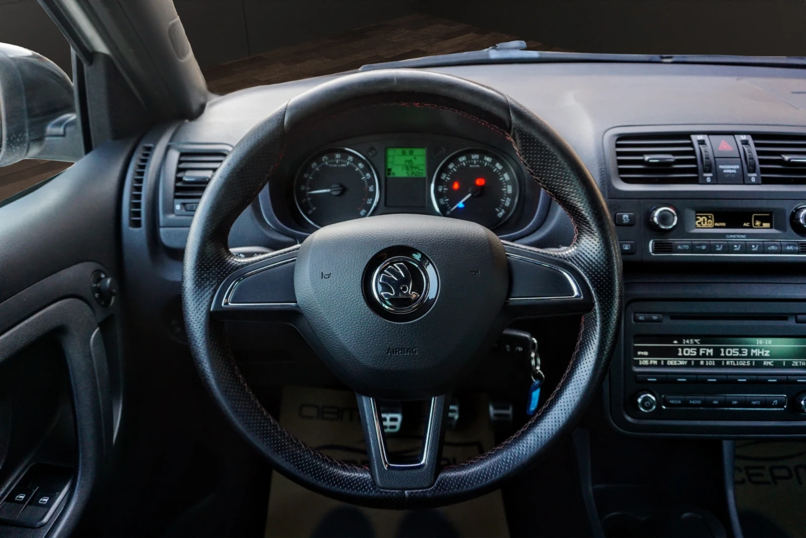 Skoda Fabia 1.6TDI BICOLOR MONTE CARLO | Mobile.bg � ����������� 8