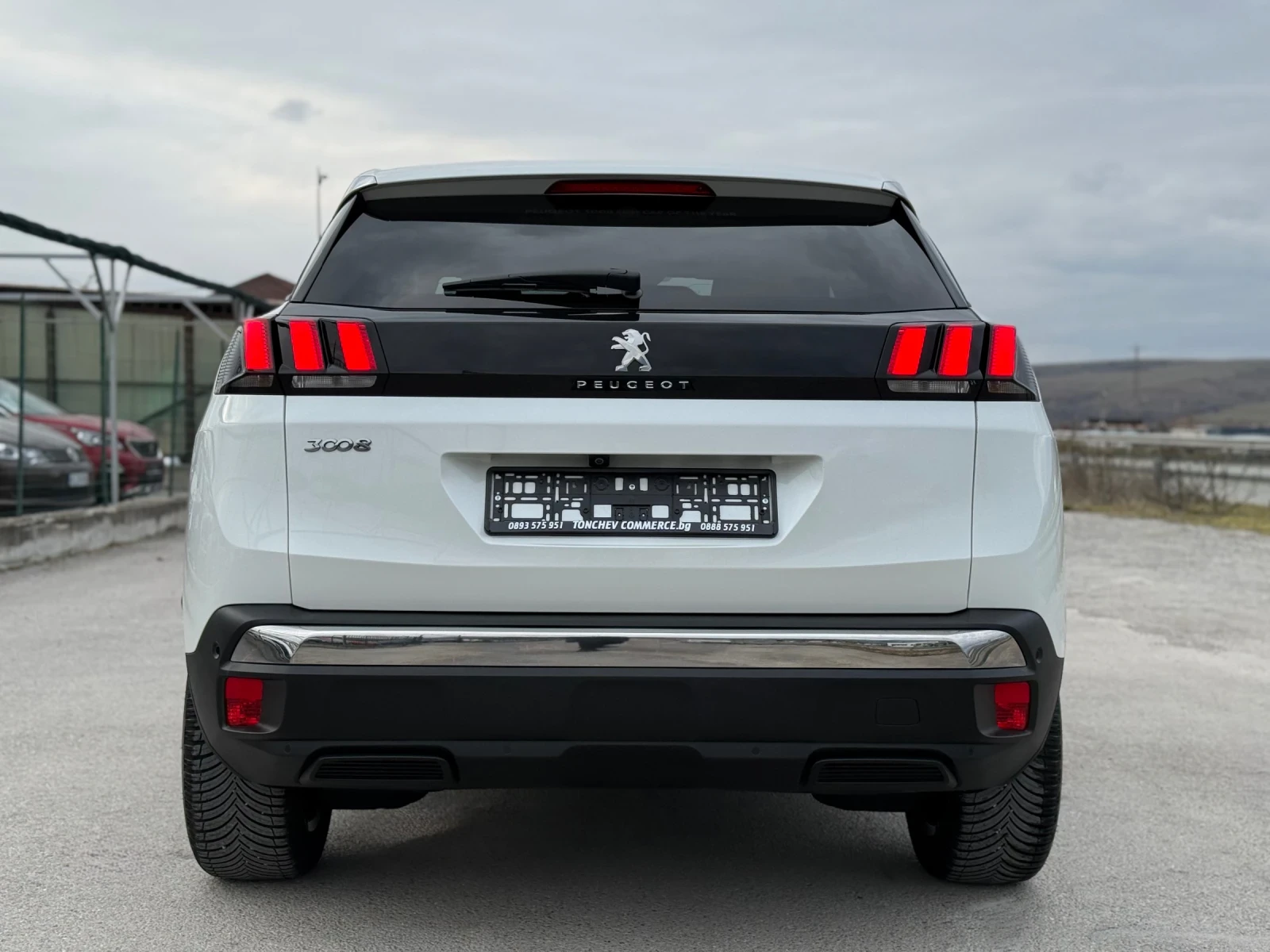 Peugeot 3008 1.6-BLUEHDI-PODGREV-PAMET-KOJA-360-KAMERA-FULL, снимка 5 - Автомобили и джипове - 53922545