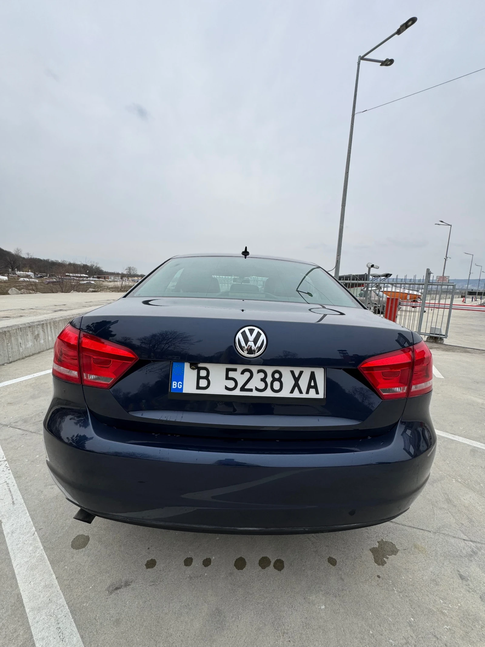 VW Passat, снимка 5 - Автомобили и джипове - 53936751