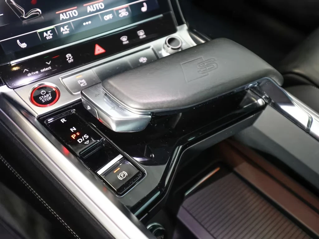 Audi E-Tron 55 Sportback QUATTRO S LINE  | Mobile.bg � ����������� 13