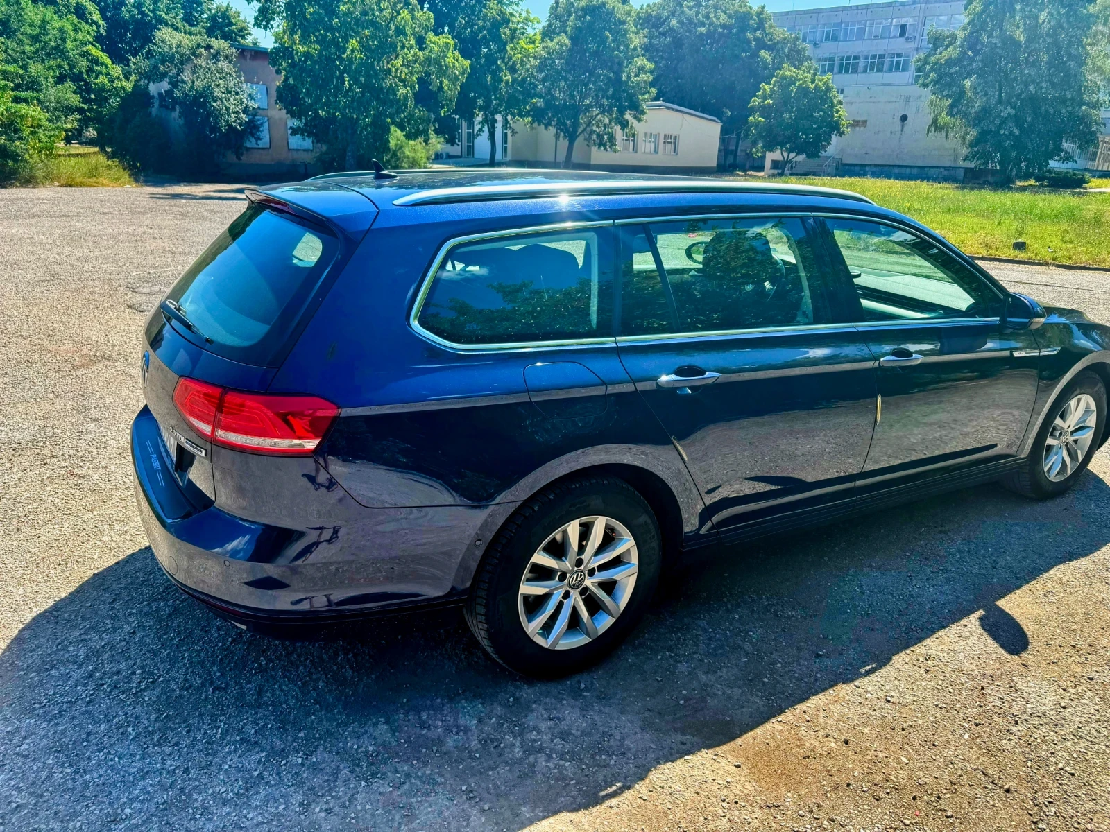 VW Passat 2.0TDI  150 �.�. DSG / ��� adblue/ | Mobile.bg � ����������� 2