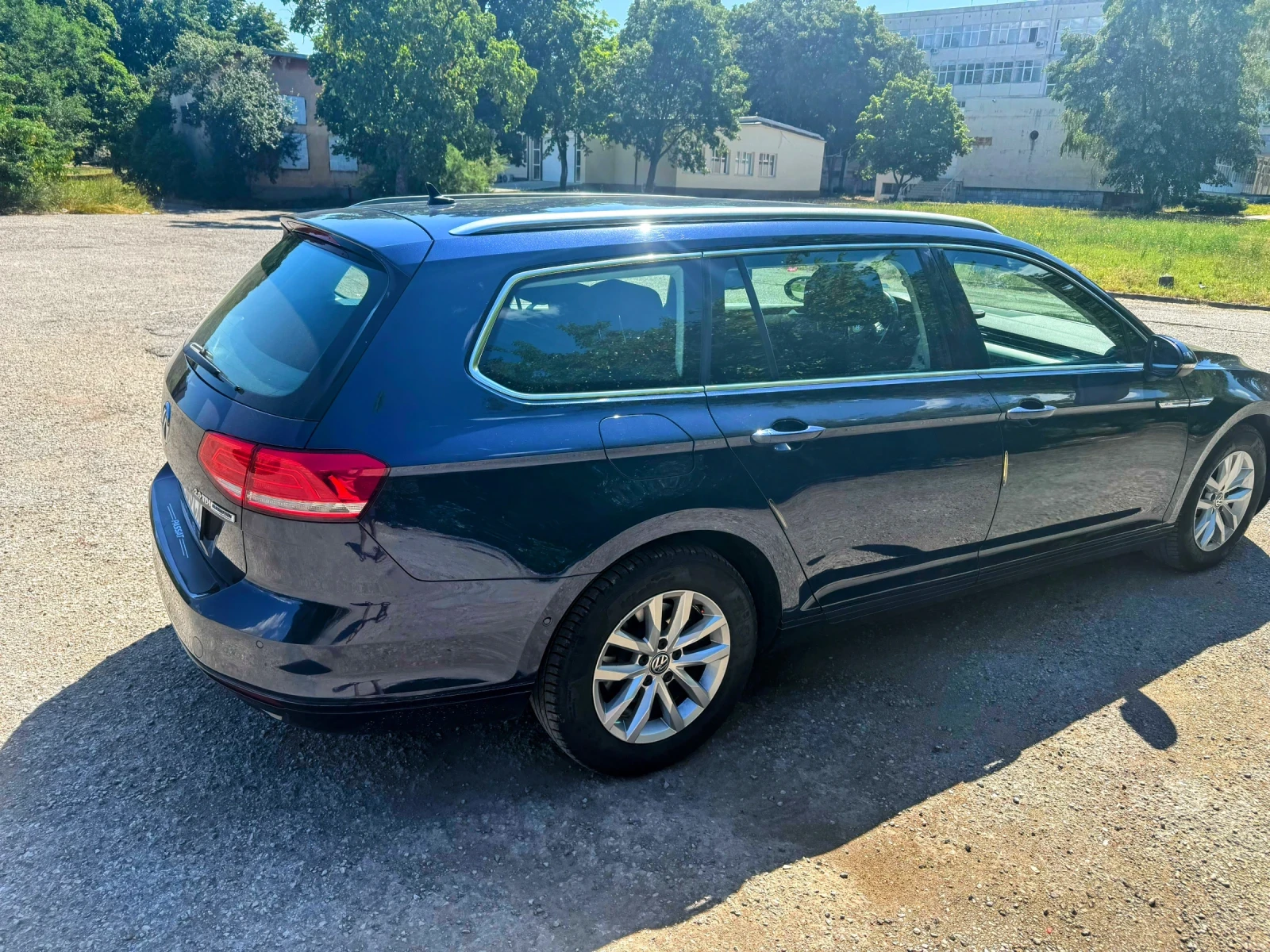 VW Passat 2.0TDI  150 �.�. DSG / ��� adblue/ | Mobile.bg � ����������� 14