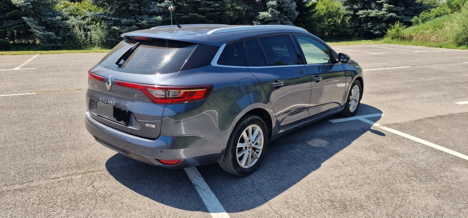 Renault Megane 1.5dci, снимка 3 - Автомобили и джипове - 55038361