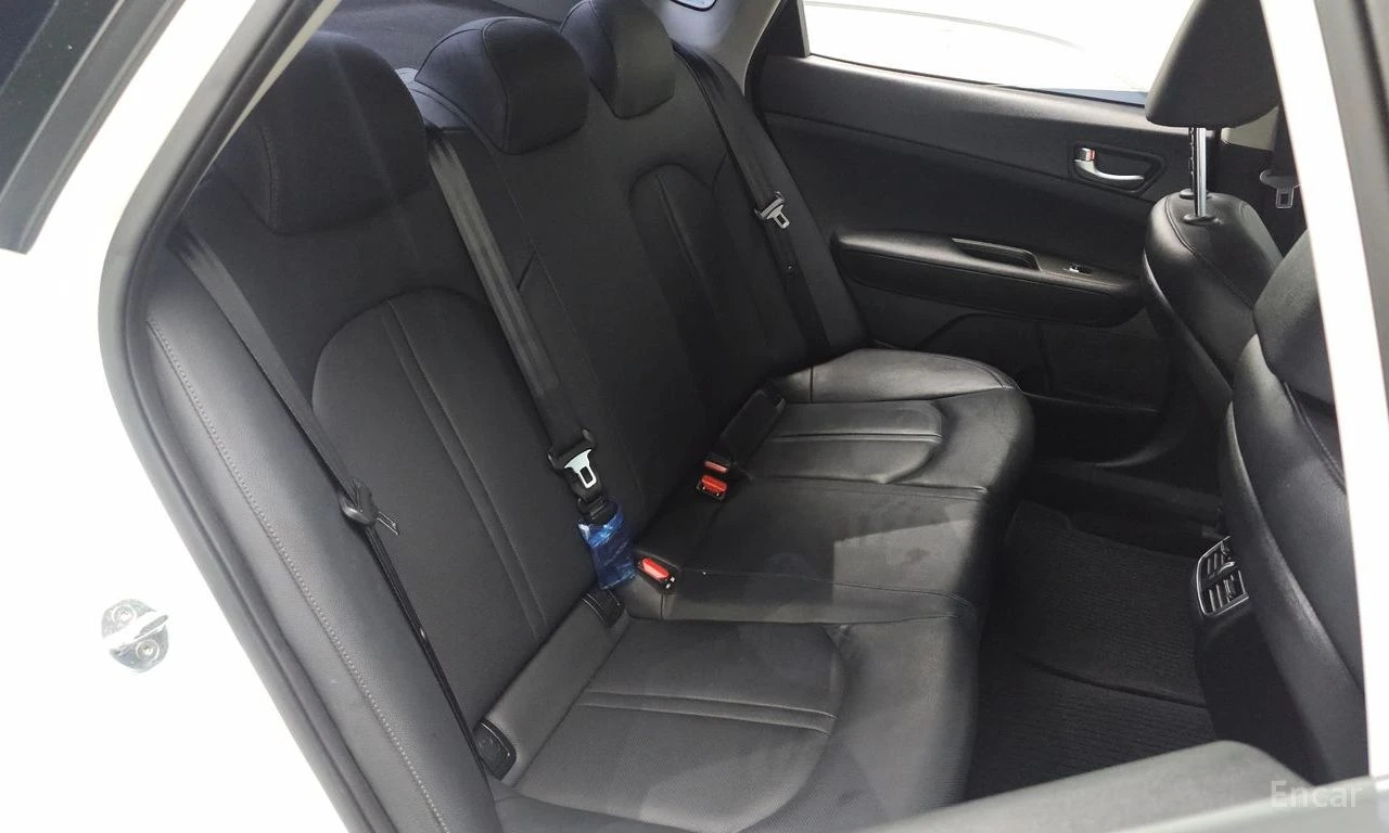 Kia K5 2.0* LPI* LUXURY* ПОДГРЕВ* КАМЕРА* , снимка 16 - Автомобили и джипове - 55212932