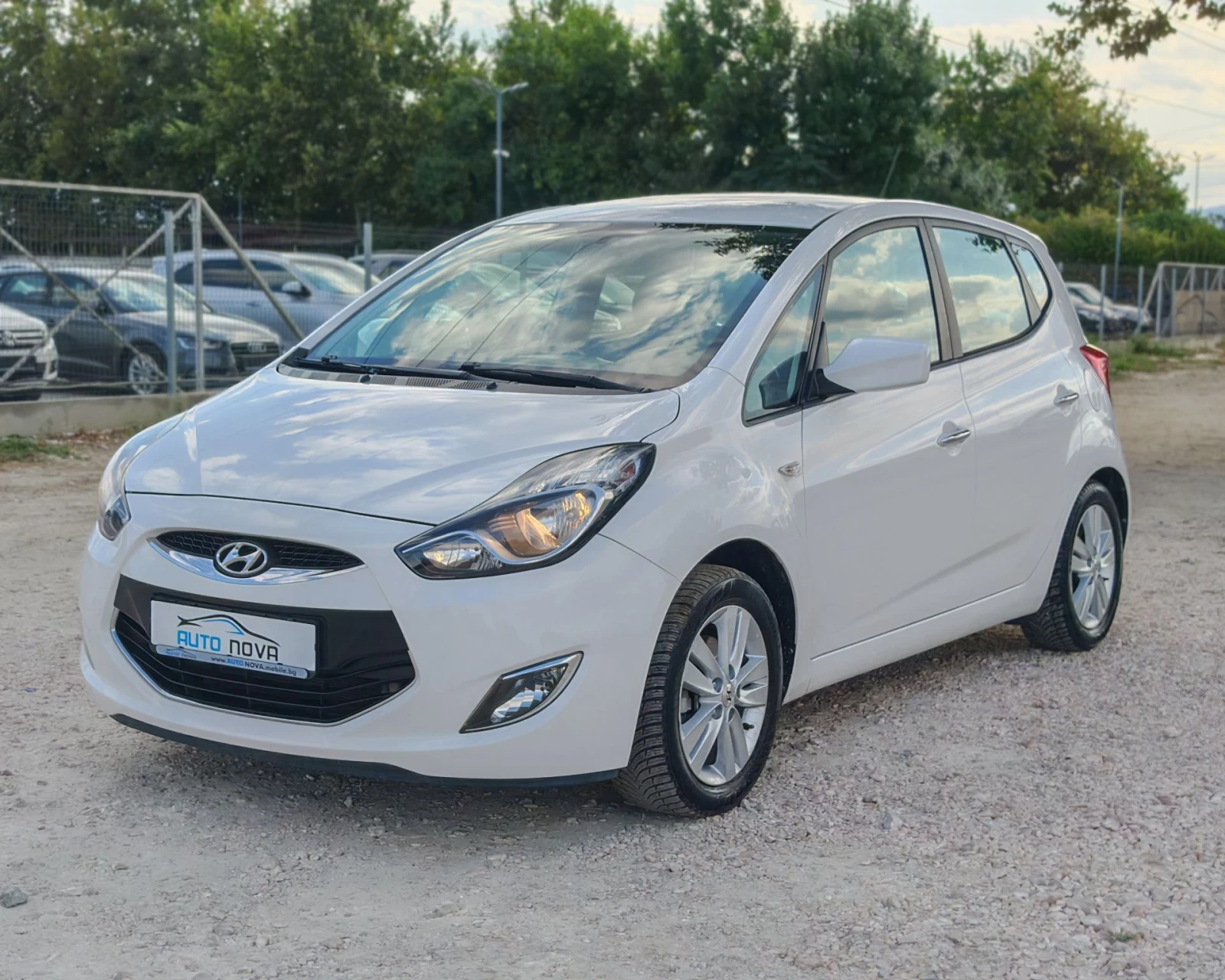 Hyundai Ix20 1.6 БЕНЗИН 124 К.С. ГАЗ ! АВТОМАТ! КАТО НОВА!!!, снимка 3 - Автомобили и джипове - 55667235