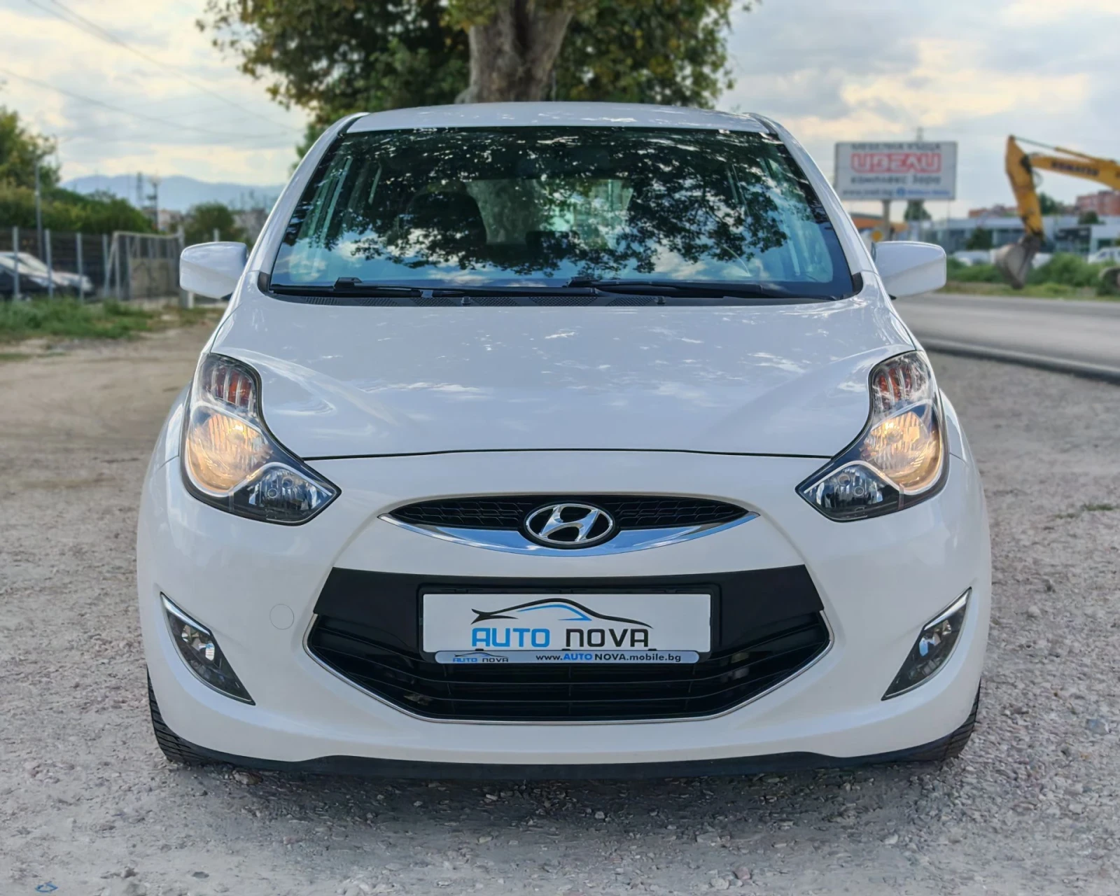 Hyundai Ix20 1.6 БЕНЗИН 124 К.С. ГАЗ ! АВТОМАТ! КАТО НОВА!!!, снимка 2 - Автомобили и джипове - 55667235