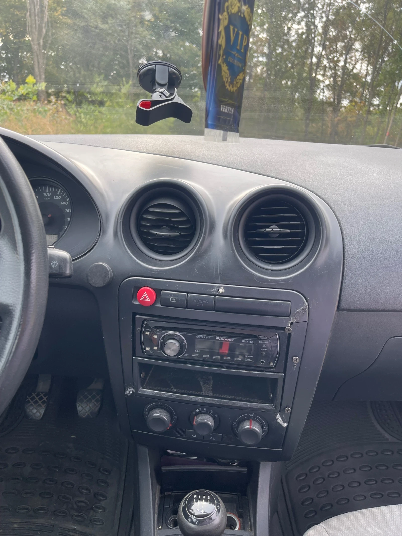 Seat Ibiza, снимка 9 - Автомобили и джипове - 56266774