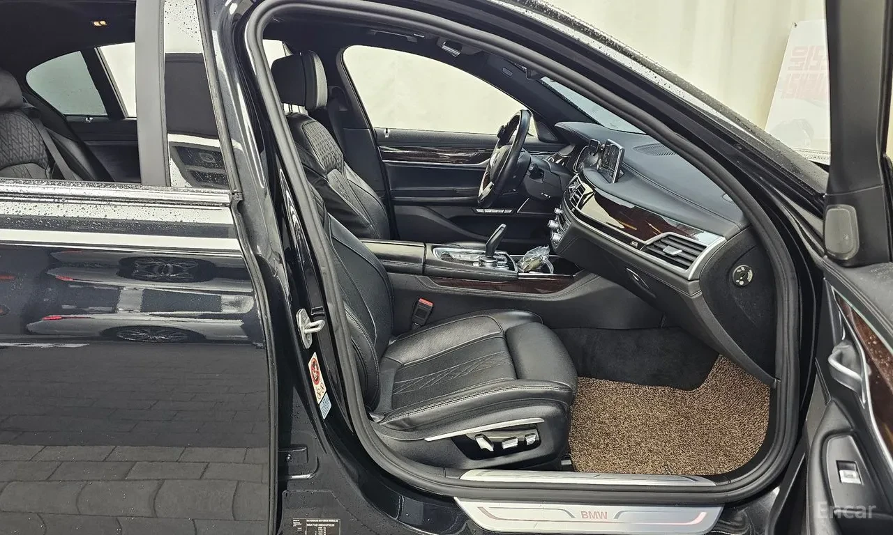 BMW 730 xDrive Long, снимка 7 - Автомобили и джипове - 56693925