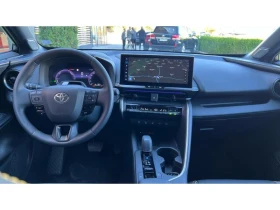 Toyota C-HR 2.0H Premier Edition | Mobile.bg    11