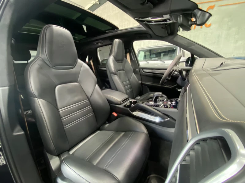 Porsche Cayenne TURBO/549HP/360/PANO/ТГЛ/CERAMIC/638vpr, снимка 11 - Автомобили и джипове - 50808504