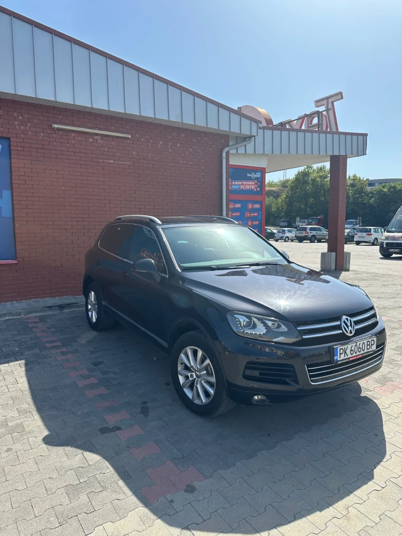 VW Touareg, снимка 2 - Автомобили и джипове - 52045777
