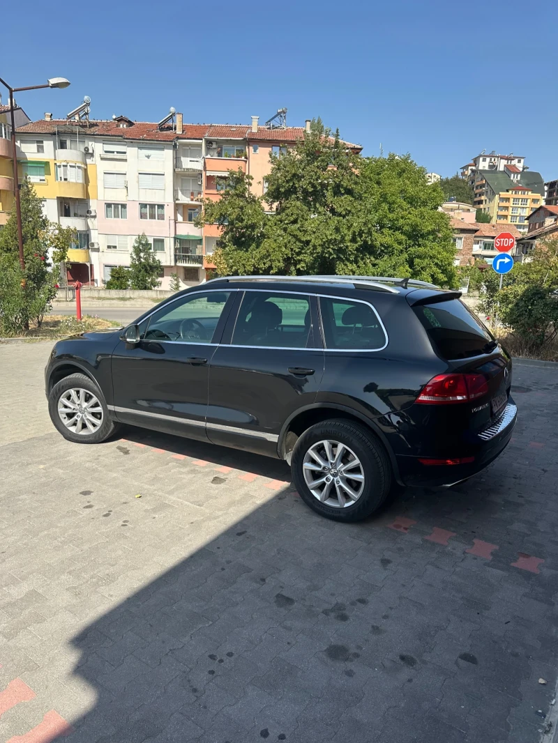 VW Touareg, снимка 5 - Автомобили и джипове - 52045777