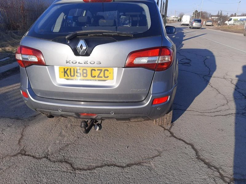 Renault Koleos 2.0 dci, снимка 8 - Автомобили и джипове - 36144417