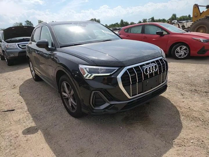 Audi Q3 2.0l Premium Plus S-Line, снимка 13 - Автомобили и джипове - 56223911
