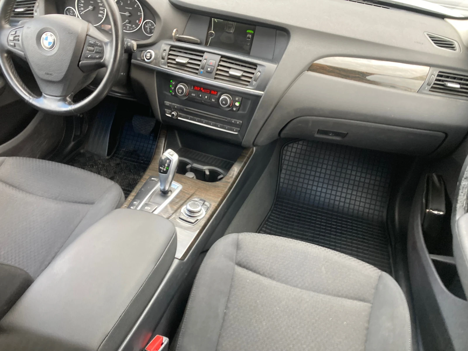 BMW X3 2.0 D avtomat, снимка 10 - Автомобили и джипове - 51522468