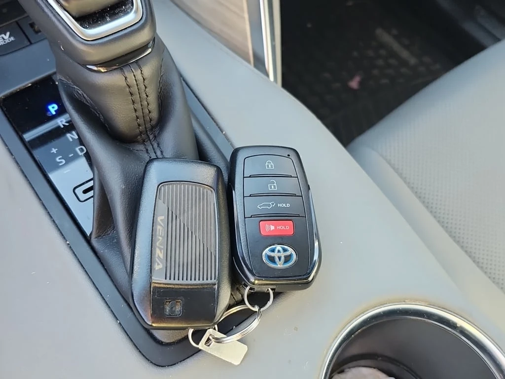 Toyota Venza * XLE * CARFAX * БЕЗ ПЪРВОНАЧАЛНА ВНОСКА - изображение 8