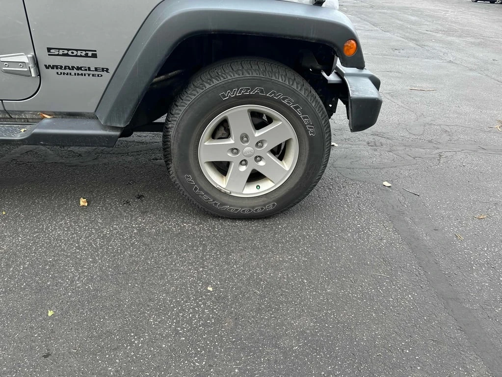 Jeep Wrangler * SPORT * CARFAX *    | Mobile.bg   10